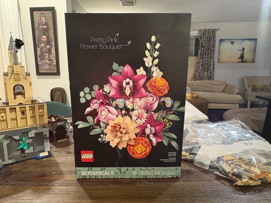 樂高漂亮的粉紅色花束建造