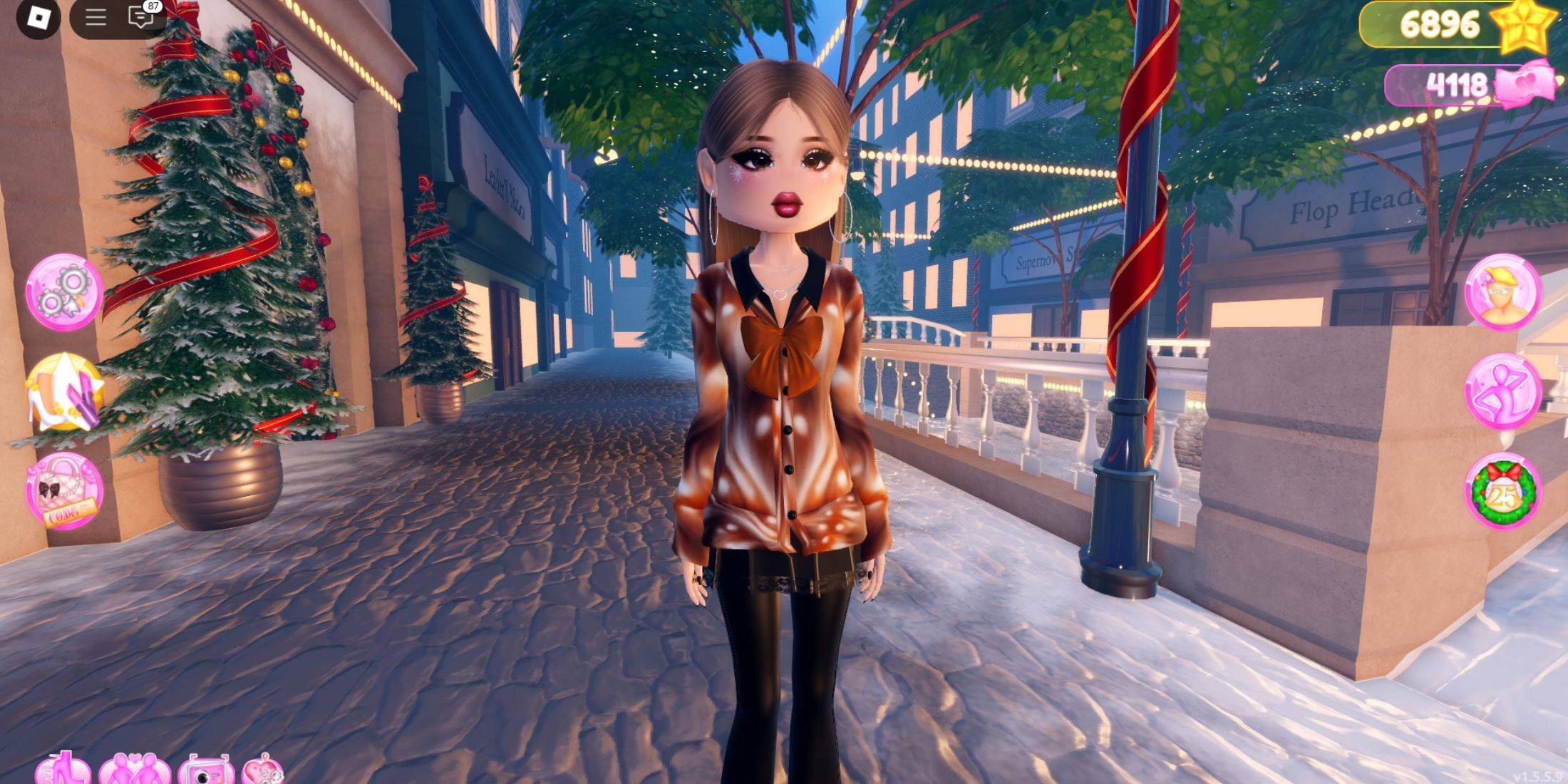 Image: Showcase of VIP Clothing Items