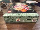 樂高漂亮的粉紅色花束建造